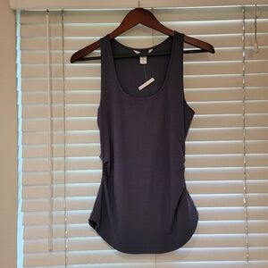 Athleta Outbound Scoop Neck Tank Size Small Grey Ruched Side Gym 613890 NWT NEW